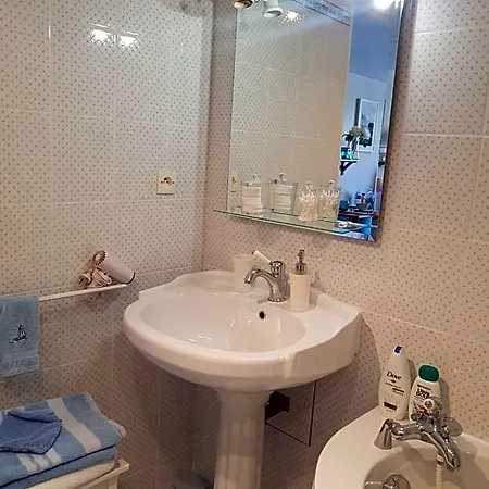 Bed and breakfast Les Lupins 3*
