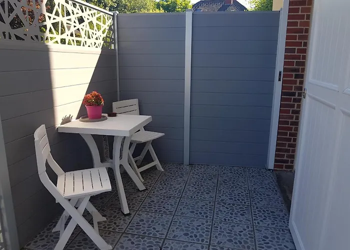 Alojamento de Acomodação e Pequeno-almoço Les Lupins 3*